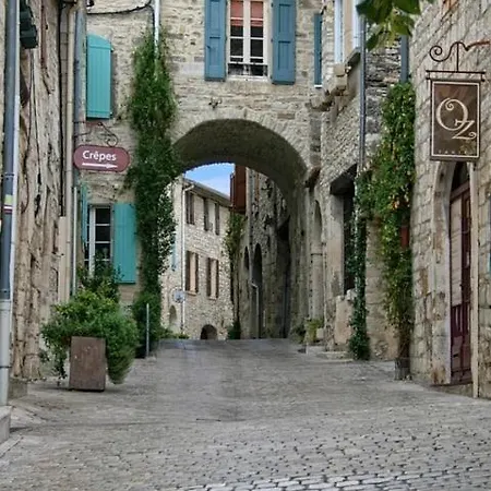 Aux Portes De L'ardeche Et Des Cevennes Allegre Les Fumades