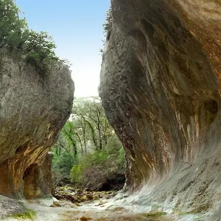 Aux Portes De L'ardeche Et Des Cevennes Casa de Férias